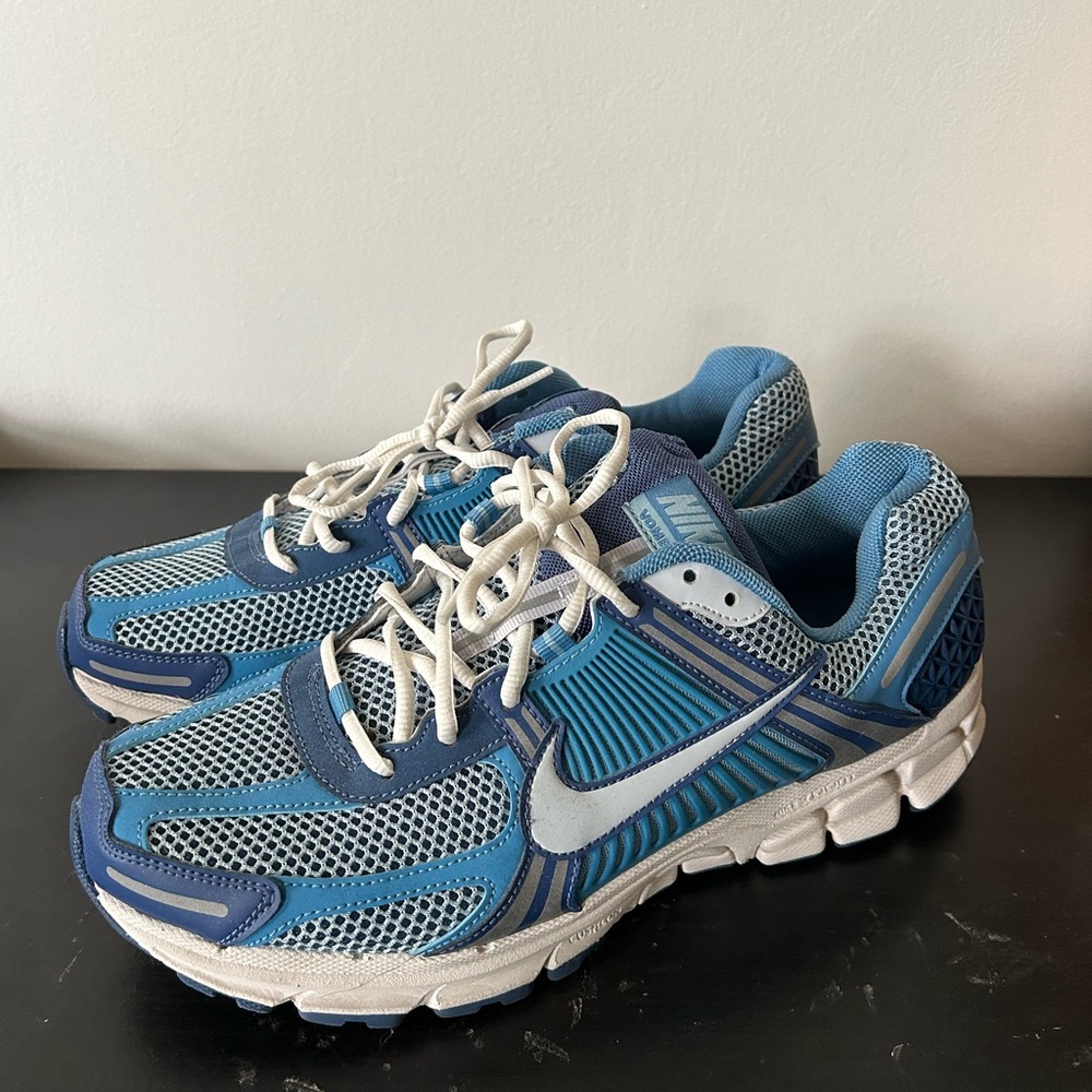 Nike Vomero 5
